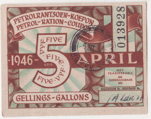 PETROL RATION COUPON : 013928 : 5 GALLONS : 1946 - APRIL : (CAR REGISTRATION NO. CA44677)