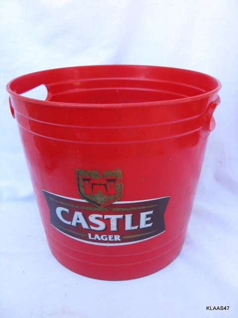 CASTLE LAGER : PLASTIC BUCKET : DIAMETER - 24cm : HEIGHT - 22cm  NOT  CLEANED