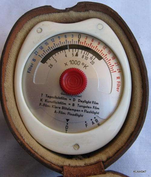 LIGHT METER : SIXTICOLOR : ORIGINAL GOSSEN : Circa 1958 : LEATHER CASE :