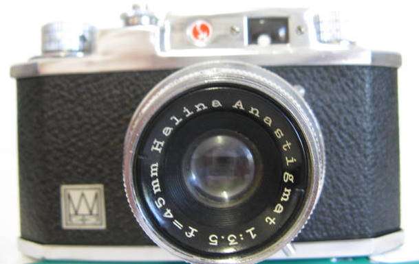 HALINA : ANASTIGMAT : 1:3.5 f=4.5mm : NOT SOLD AS WORKING