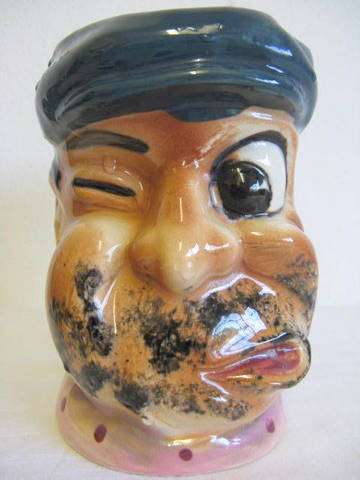 VINTAGE CHARACTER MUG