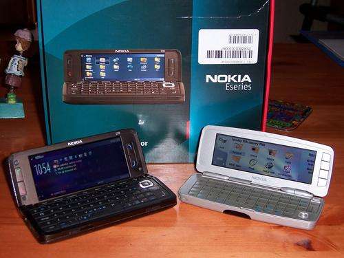 Nokia E90 Communicator plus FREE Nokia 9300 Communicator