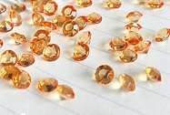 1 000 1/3 Carat (4.5mm) Crystal Confetti