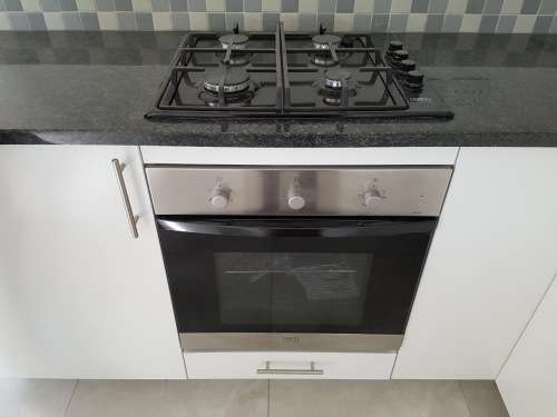 New Defy Gas Stove Hob, Slimline Oven and Extractor