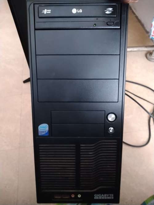 Gigabyte Desktop+Gigabyte Power Supply+3 HDD 2.5` In Chassis