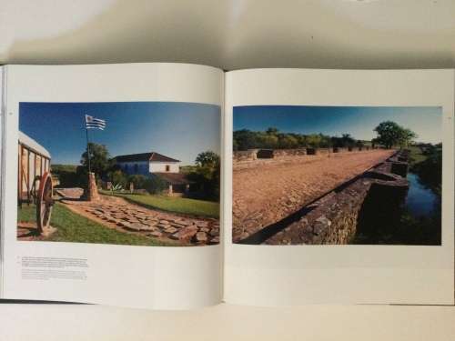 Uruguay, River Of The Colourful Birds, Aguaclara Editorial