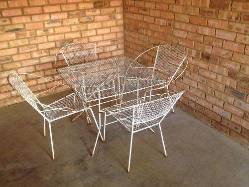 Old Steel and Wire Garden Set (Collection Only)