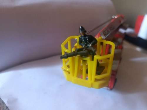 Corgi Major Toys: Simon Snorkel Fire Truck