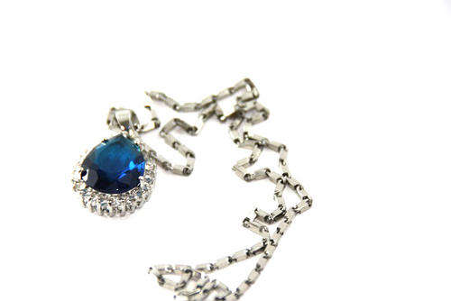 **** Made By Swarovski Elements **** [ Gemstone Blue  *** NeckLace ] Only From [ LustforLooks ]