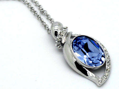 ***R999*** Genuine Swarovski Necklace # 14k WHITE GOLD PLATED # Swarovski Elements # LustForLooks