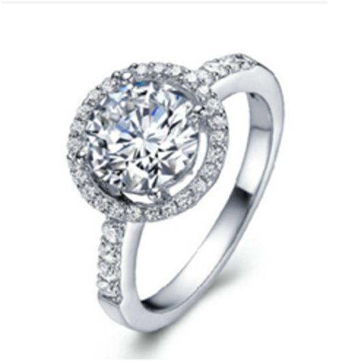 New Fashion 2.5ct sterling silver ring. Simulated diamond (size 9)