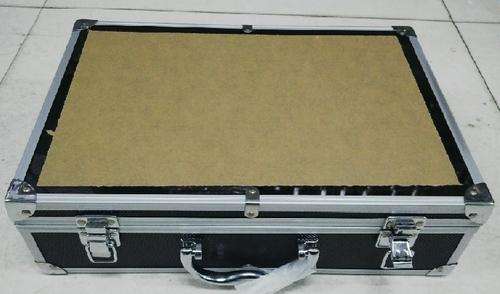 New Arrival - 12 Slots Alluminium Watch Box - Black and Silver