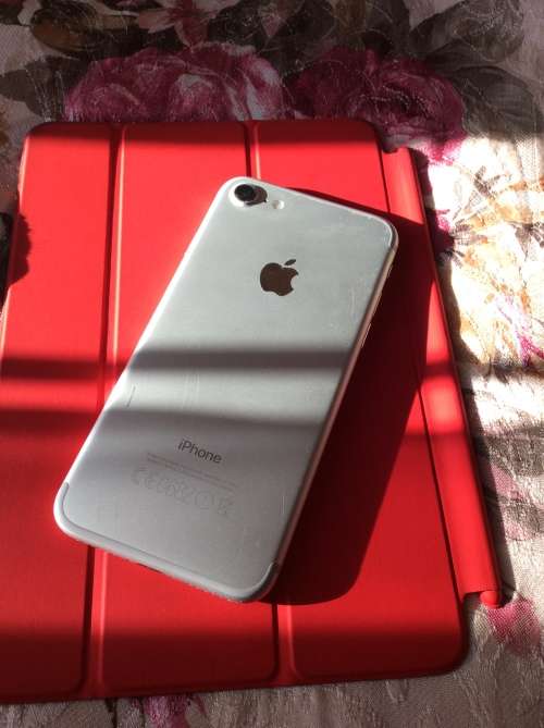 IPhone 7 Silver/white