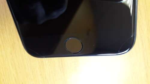Apple iPhone 7