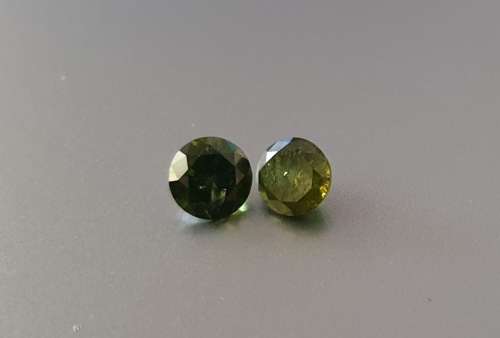 Matching Pair of 0.45ct EACH (0.90ct) Fancy Intense Green Round 100% Natural Diamonds! R58750