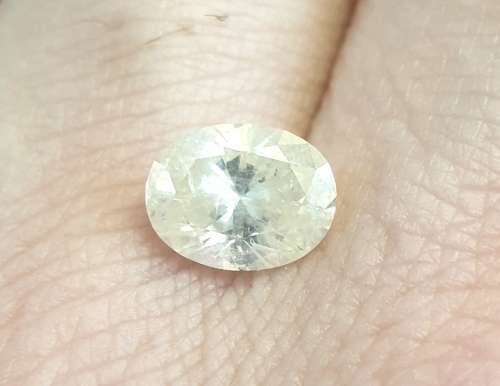 Massive 1.62ct Genuine Earth Mined Oval Cut Diamond SI3 / i * R145 000