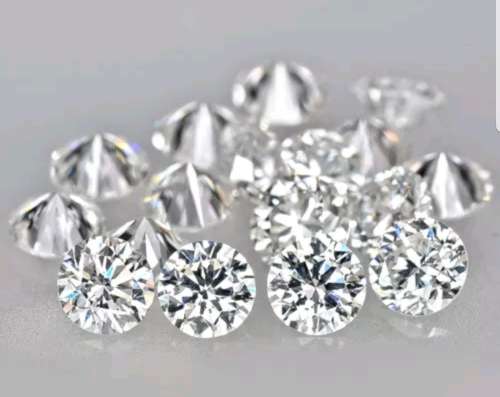 100% Natural Untreated VVS2/D Small Diamonds 1mm Diameter - Round Brilliant Cut - Top grade! x 10 !