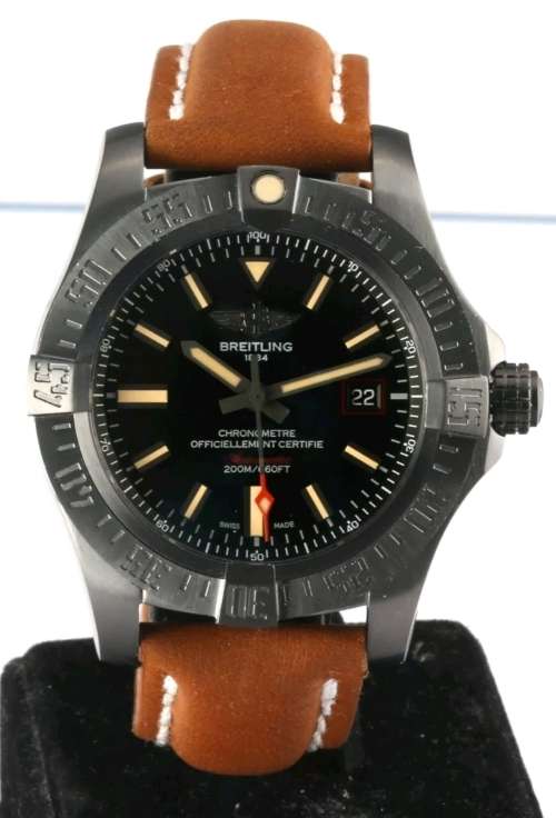 Magnificent BREITLING AVENGER BLACKBIRD 44mm Titanium Automatic Wristwatch + 2 Leather Straps !