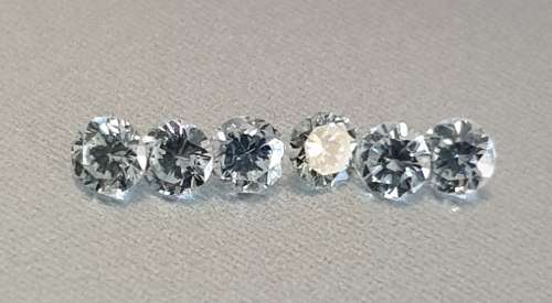 100% Natural Untreated VS1/F x 6 Diamonds Round Brilliant Cut 0.15ct Total. approx 1.80mm each