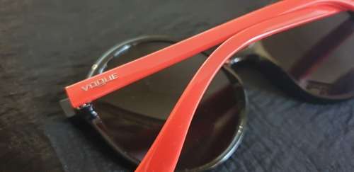 Brand New Authentic Ladies Vogue Black & Red Sunglasses VO 5036-S