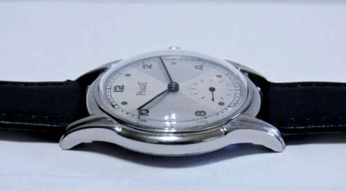Superb & Rare Vintage 1945 Piaget Men's Hand-Winding Wristwatch -  Mint Condition / Investment Piece
