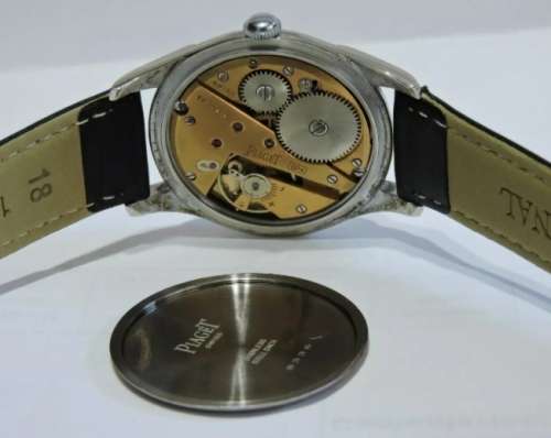Superb & Rare Vintage 1945 Piaget Men's Hand-Winding Wristwatch -  Mint Condition / Investment Piece