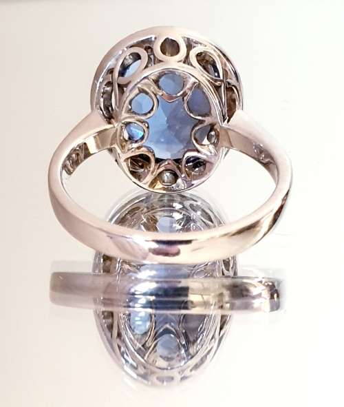 Breathtaking 9k White Gold 7.80ct Diamonds & Near Flawless Tanzanite Heavy Cocktail Ring !