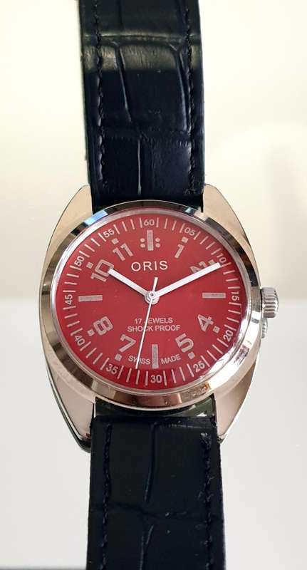 Stunning Vintage 1970's Oris Men's Manuel Wind Wristwatch -  in Mint Condition !