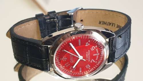Stunning Vintage 1970's Oris Men's Manuel Wind Wristwatch -  in Mint Condition !
