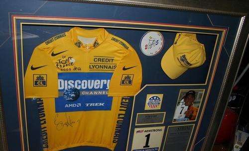 Lance Armstrong - 7 times Tour de France Champion! "SALE!"