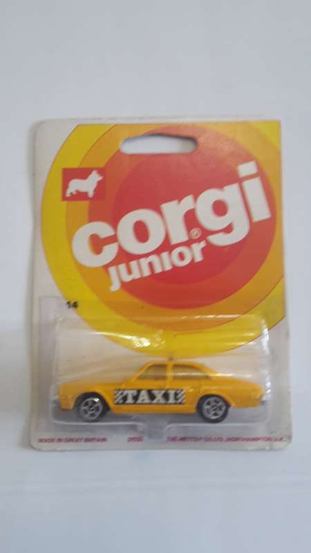 RARE VINTAGE CORGI TAXI  M.O.C  MADE IN GT BRITAIN 1976