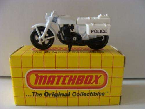 VINTAGE MATCHBOX SUPERFAST #33 HONDA 750  POLICE MOTORCYCLE MIB 1977