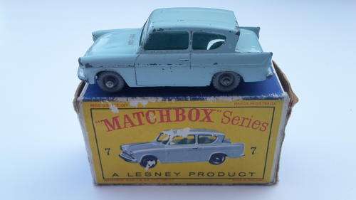 VINTAGE MATCHBOX LESNEY FORD ANGLIA #7  MADE IN ENGLAND 1961