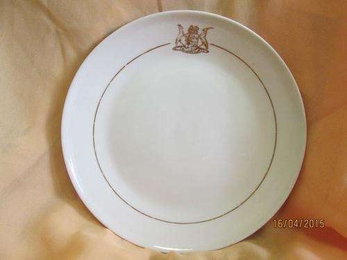 Hugenot side plate with the old Coat of arms
