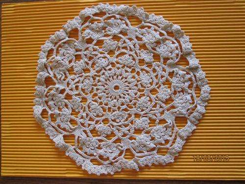 Doilie White (10)