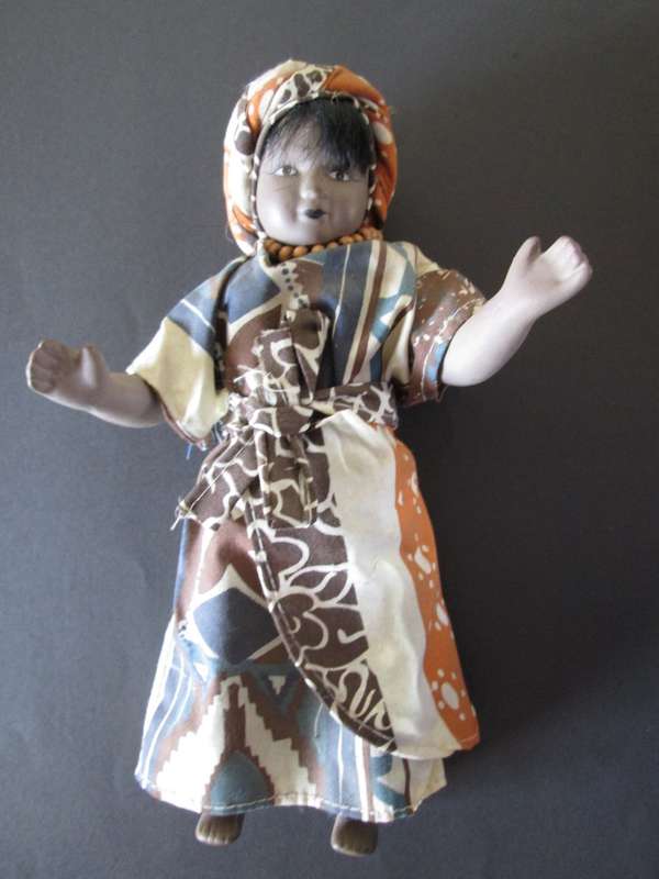 Dolls of The World- No 12- Porcelain Doll- Nigeria- Nigerian Costume + Collector`s Guide