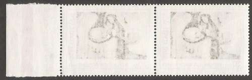 Argentina 1976 Christmas - MNH- Un-used- Pair. Major offset