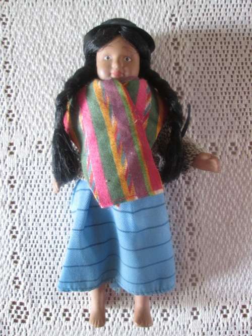 Dolls of The World- No 19- Porcelain Doll- Bolivia- Bolivian Costume + Collector`s Guide