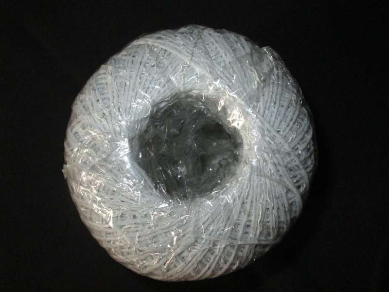 PINGOUIN- 66% Nylon and 34% Rayon- 50g- Used for Knitting(5mm) and Crochet(3.5mm) `Geisha` name