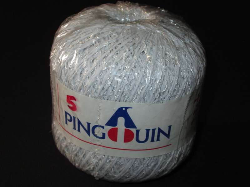 PINGOUIN- 66% Nylon and 34% Rayon- 50g- Used for Knitting(5mm) and Crochet(3.5mm) `Geisha` name