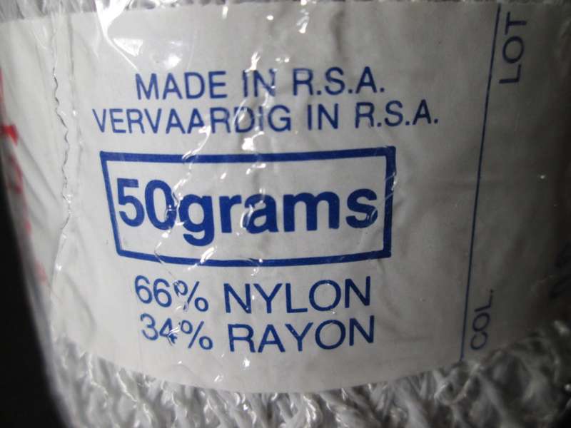 PINGOUIN- 66% Nylon and 34% Rayon- 50g- Used for Knitting(5mm) and Crochet(3.5mm) `Geisha` name