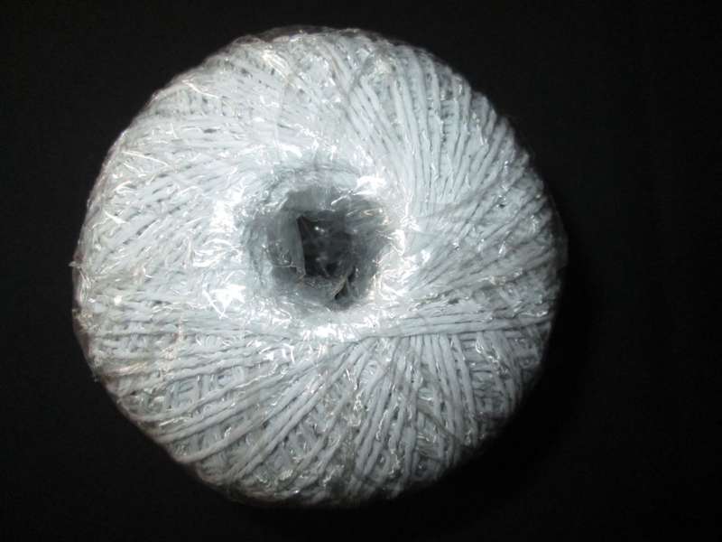 PINGOUIN- 66% Nylon and 34% Rayon- 50g- Used for Knitting(5mm) and Crochet(3.5mm) `Geisha` name