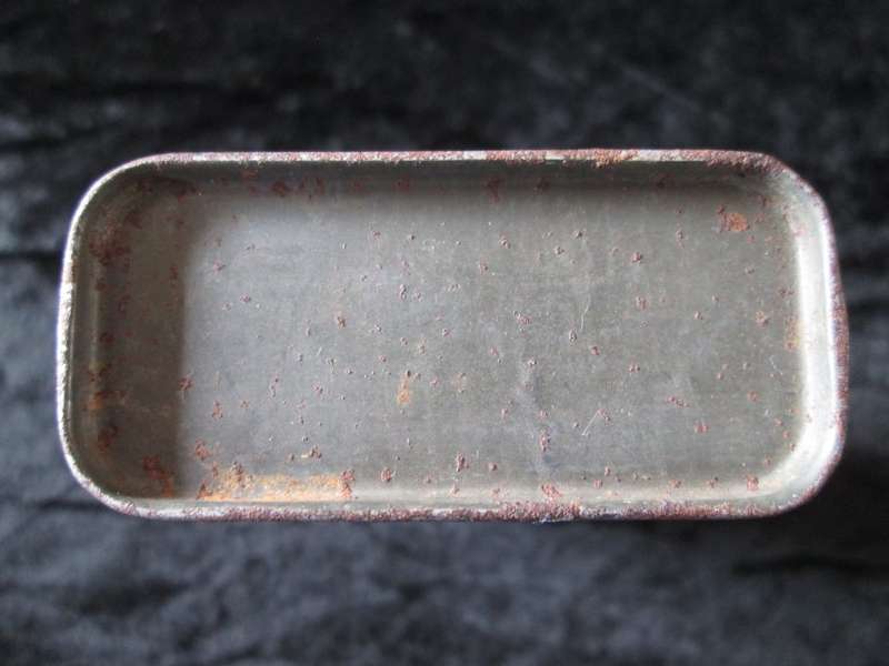 Cigarette Case with Springbok and aloe. Seems to be pewter