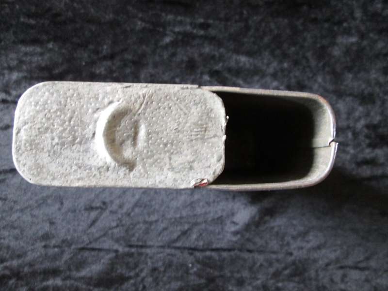 Cigarette Case with Springbok and aloe. Seems to be pewter