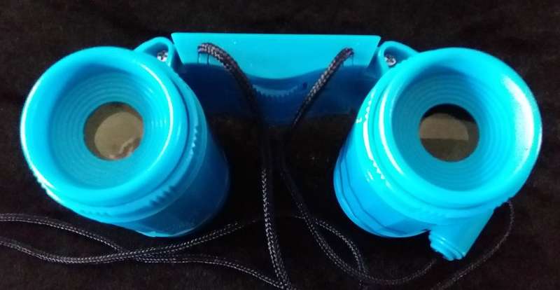Kid`s 2.5 x 26 Toy Binocular-CAMMAN Binoculars-Blue + Neck Tie Strap