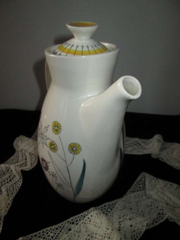 Stavangerflint teapot. Botanical Theme. Made in Norway