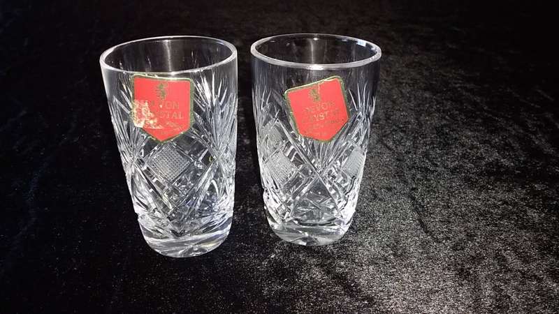 Devon Crystal-24% Pbo-Hand Cut Lead Crystal-2 Glasses + Wood box container