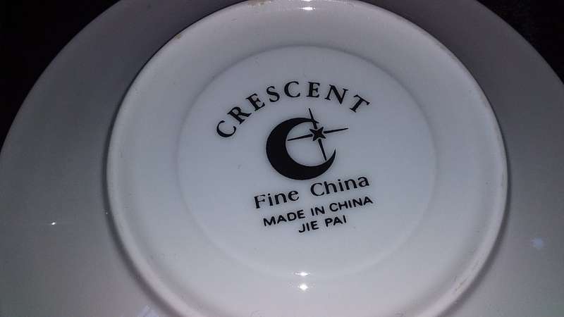 Cup and Saucer-Crescent-Fine China-Made in China-JIE PAI-Mix and Match