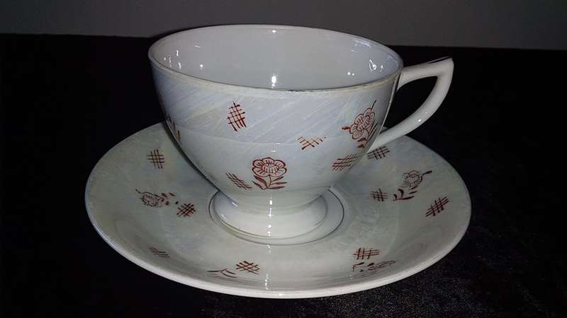 1 x Cup and Saucer-Lustre Ware- La Mode Fine China-Mix and Match