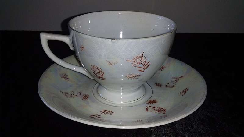 1 x Cup and Saucer-Lustre Ware- La Mode Fine China-Mix and Match
